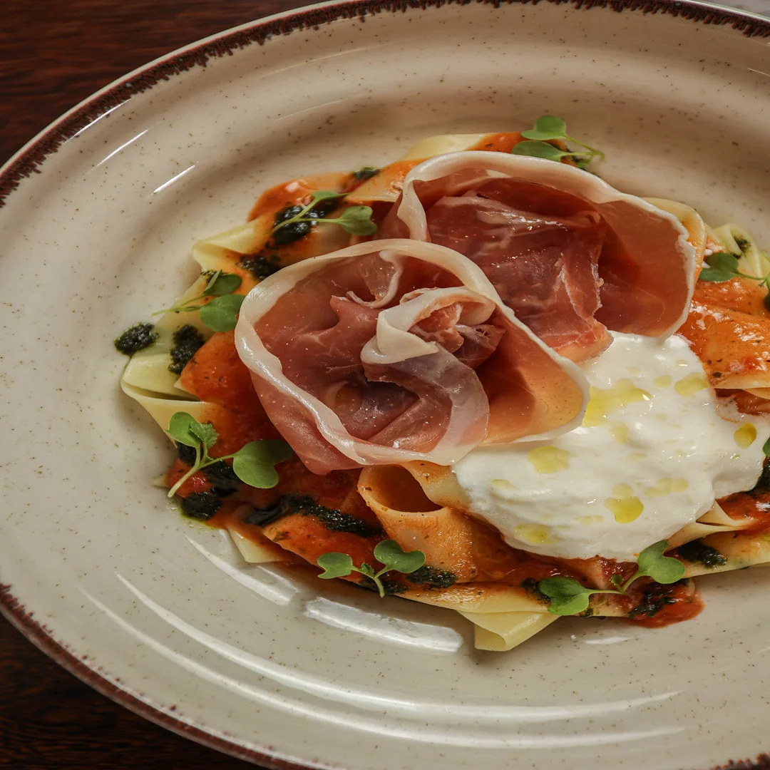 cantina italiana com pratos típicos blumenau